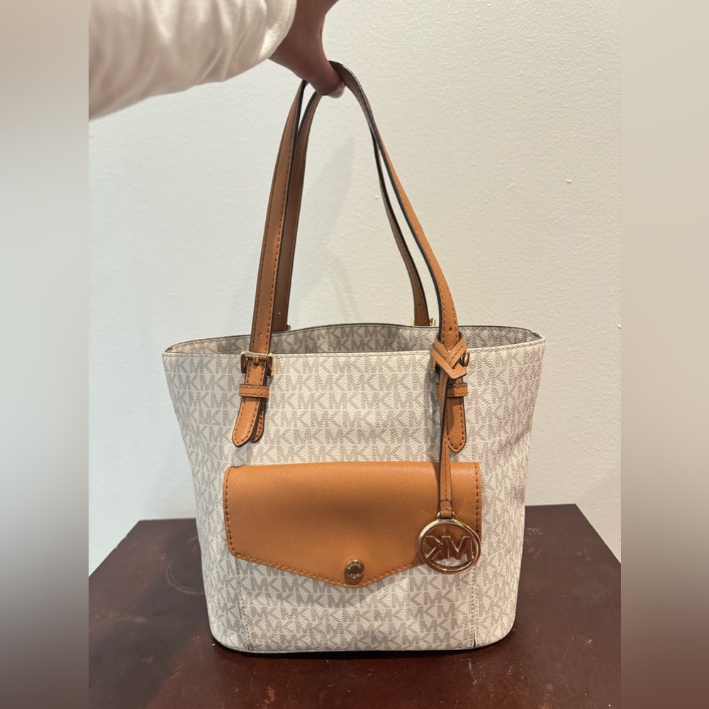 MICHAEL KORS BAG